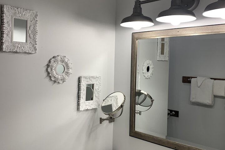 Room 15 of 25