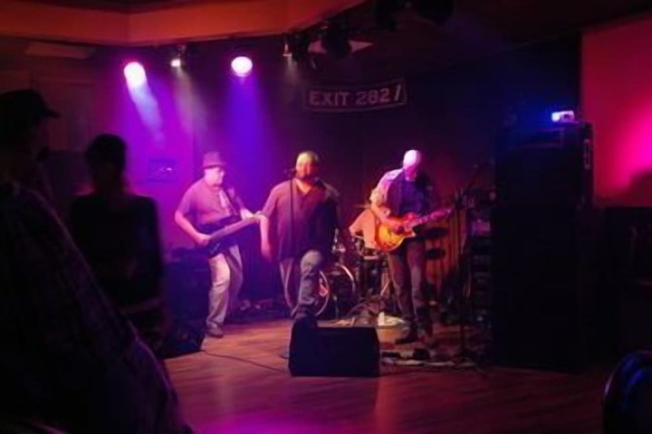 Entertainment 53 of 55