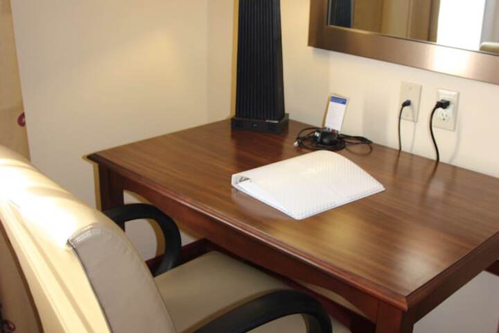 Room 34 of 46