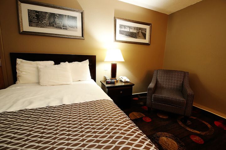 Stonebridge Hotel