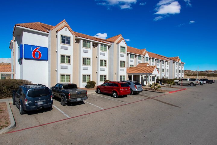 Hotel 3 of 30