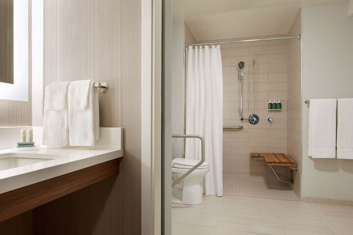 Room 26 of 36