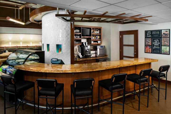 Hyatt Place Roanoke Airport / Valley View Mall