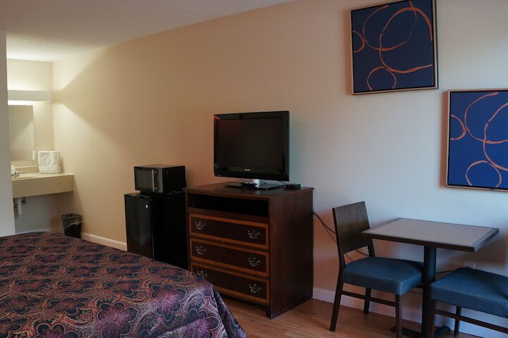 Room 55 of 71