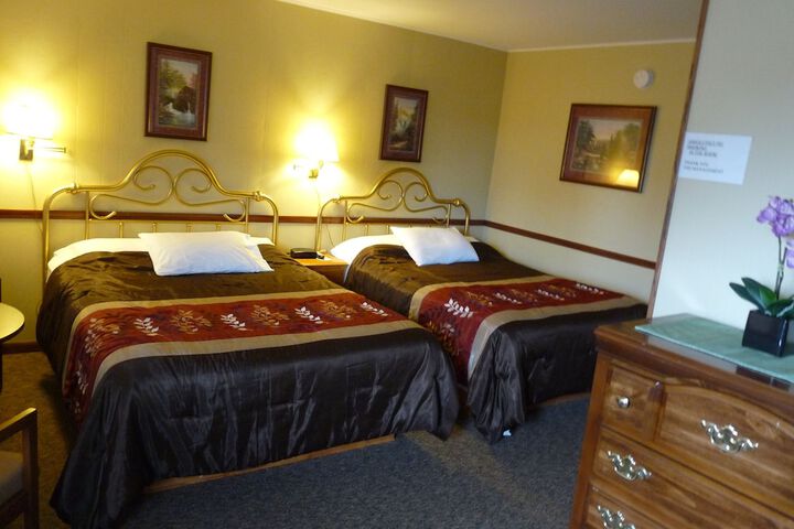 Country Villa Motel and Country Camping