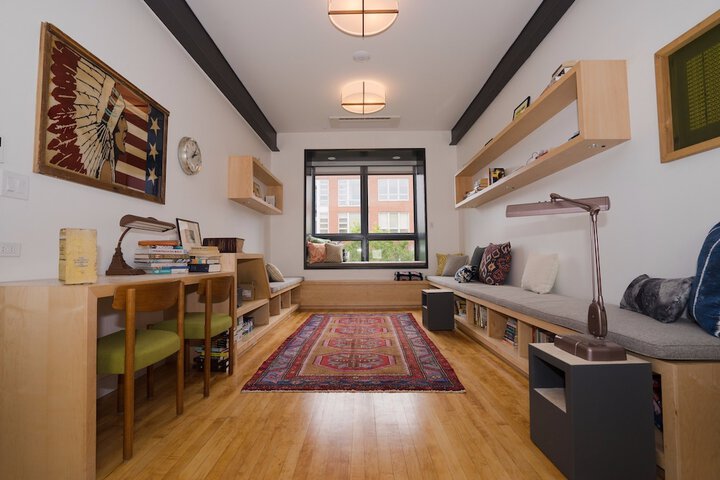 Room 83 of 105