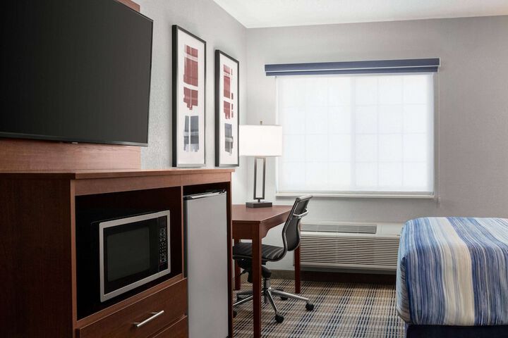 Room 63 of 73