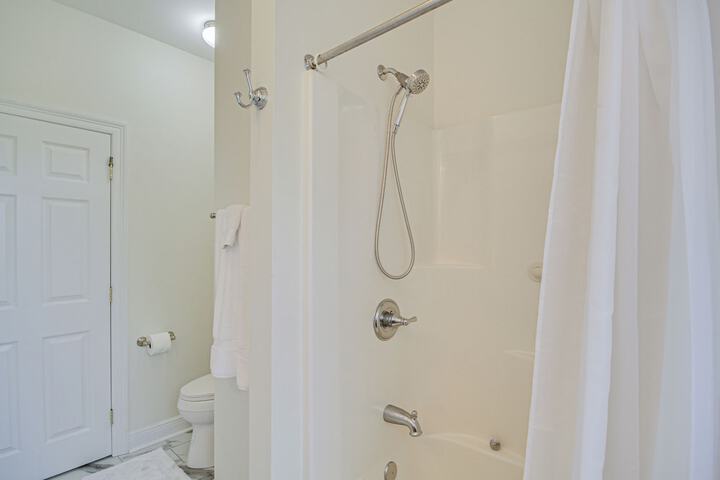 Waveland Vacation Rental - Walk to the Beach!