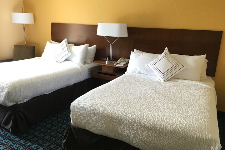 Room 45 of 76