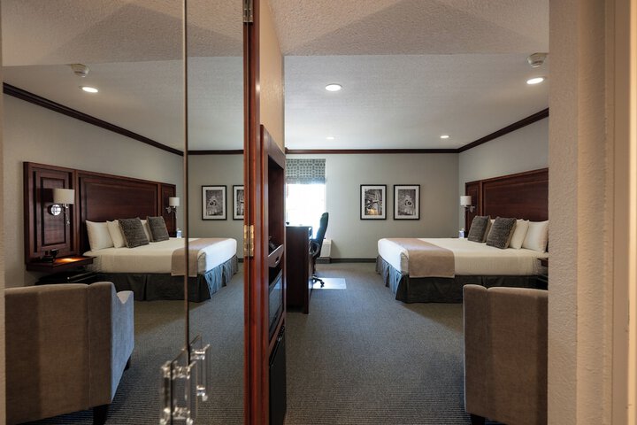 Room 10 of 43