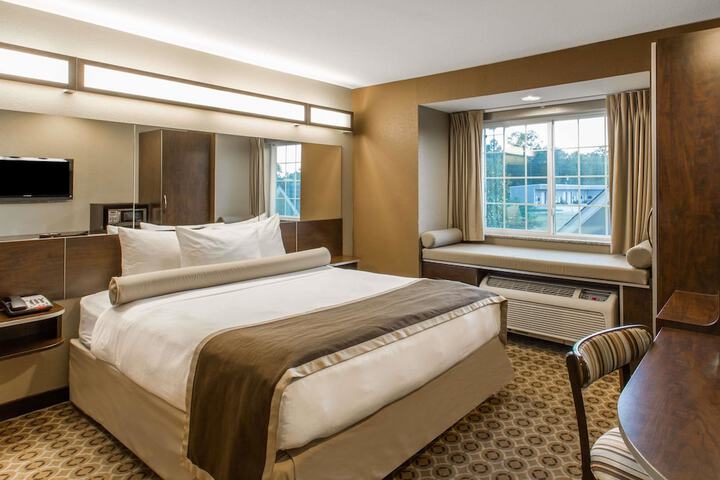 Microtel Inn & Suites by Wyndham Pearl River / Slidell