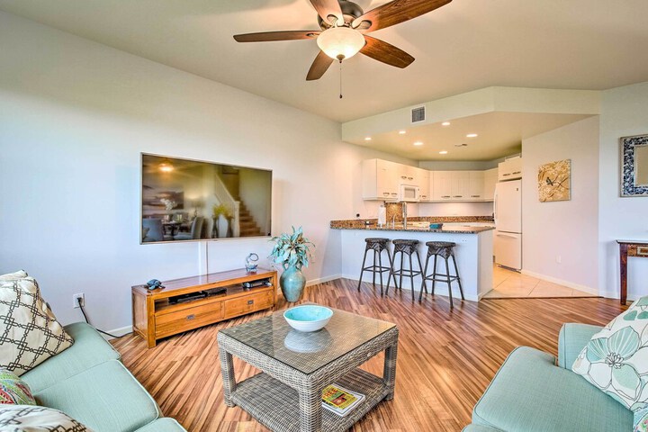 Kona Townhome w / Lanai & Resort Amenities!
