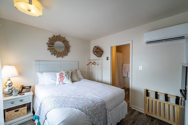 Ocean Glass Inn