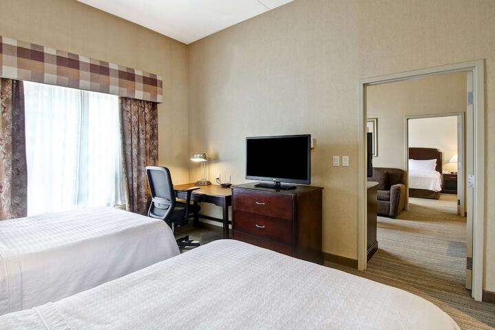 Room 17 of 46