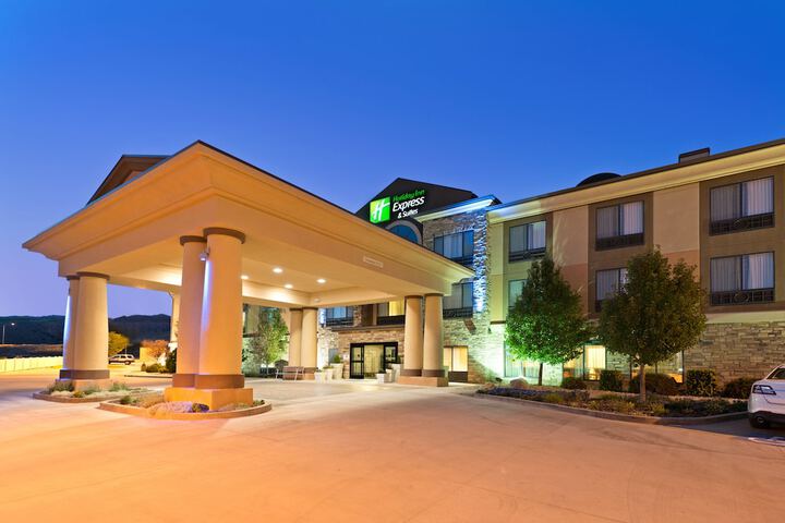 Hotel 8 of 57