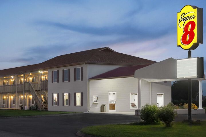 Hotel 2 of 21
