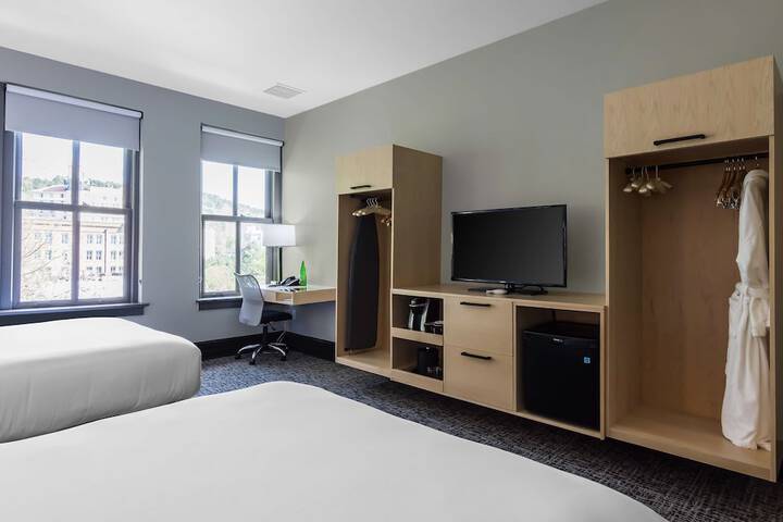 Room 31 of 68