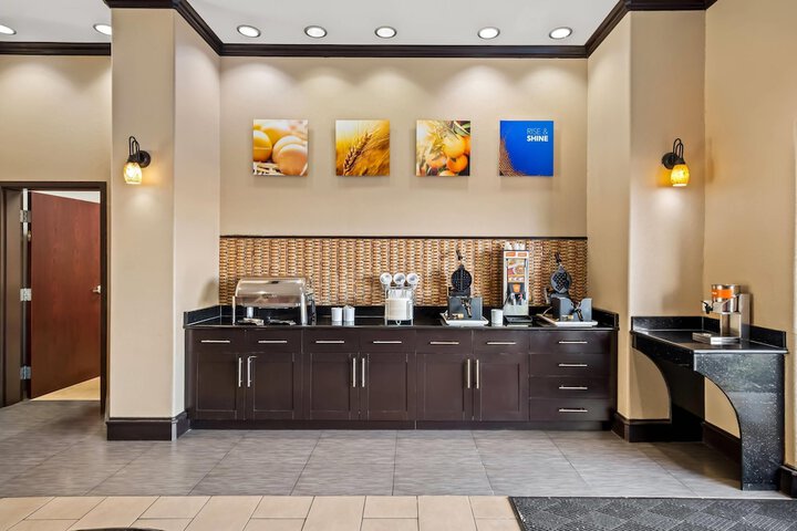 Comfort Suites Waxahachie - Dallas