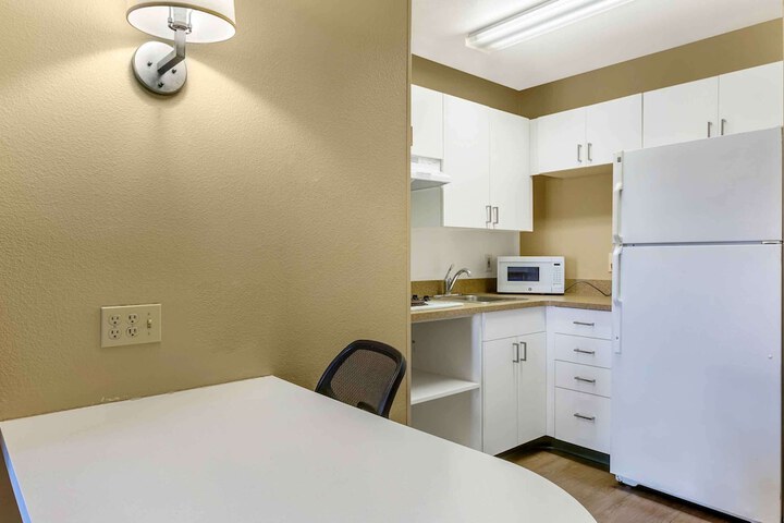 Room 12 of 42