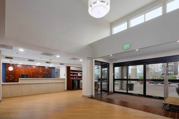 Comfort Suites Springfield-Eugene
