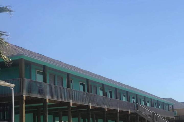 The 409 Bolivar Beach Hotel