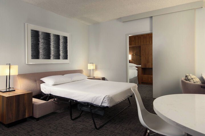 Renaissance Palm Springs Hotel