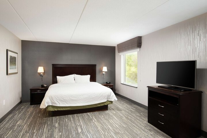 Room 30 of 47