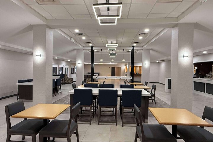 Quality Inn & Suites Baton Rouge West – Port Allen