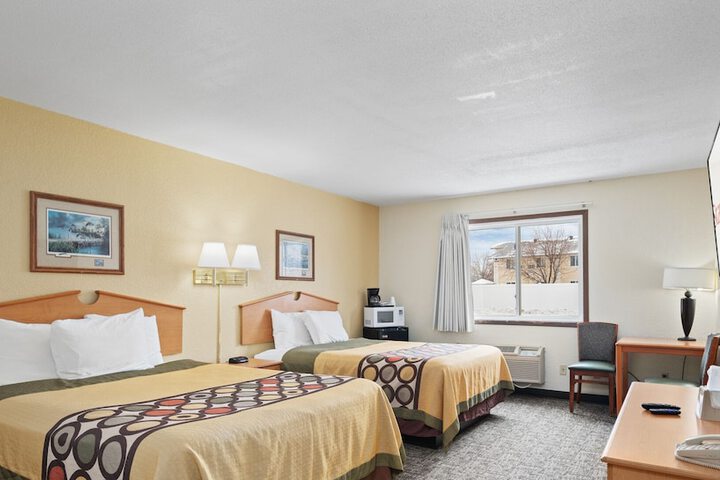 Room 17 of 49