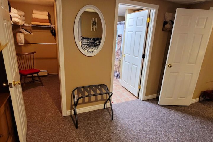 Room 28 of 38