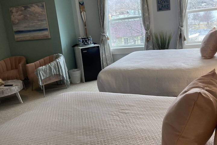 Room 111 of 153