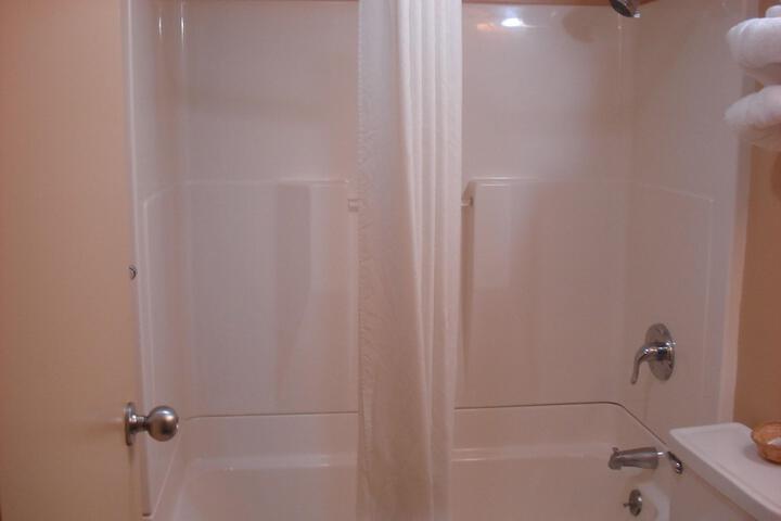 Budget Inn Bath