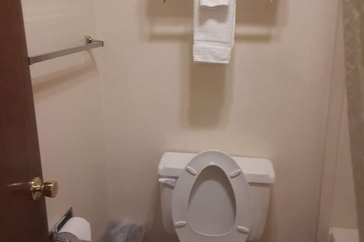 Room 14 of 23