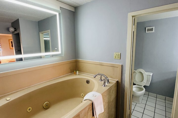 Room 29 of 52