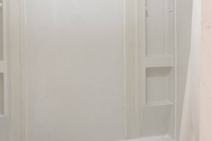 Room 47 of 60