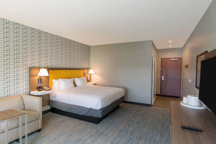 Room 19 of 30