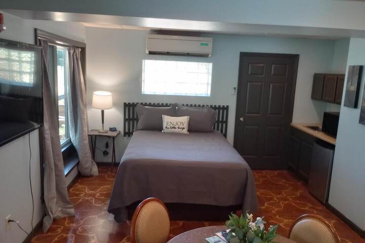 Elk River Hotel