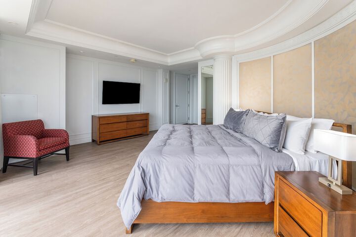 Room 47 of 124