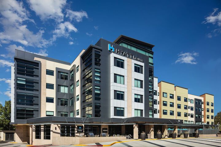 Hotel 3 of 42