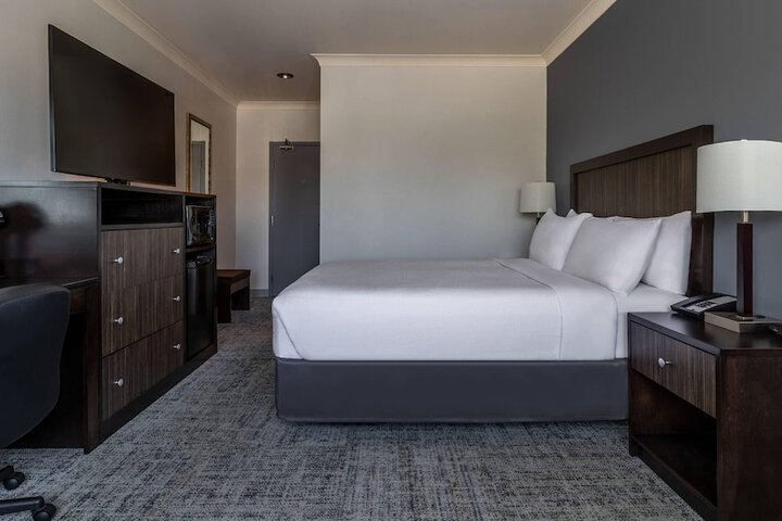 Inn on Prince Hotel & Conference Centre an Ascend Collection Hotel