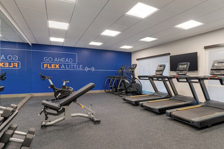 Holiday Inn Express & Suites Linden – Newark South by IHG