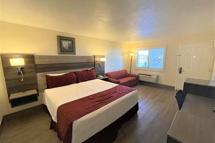 Room 37 of 57