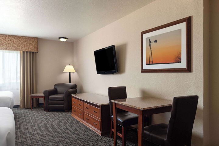 Ramada by Wyndham Elko Hotel at Stockmens Casino