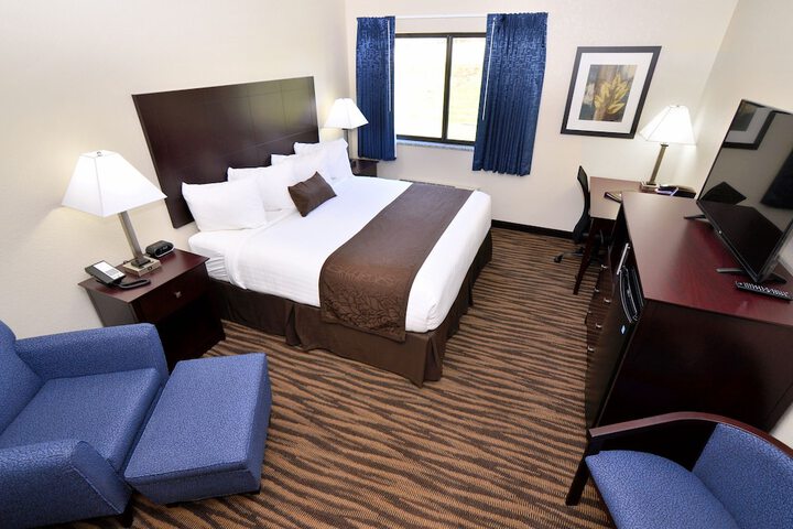 Room 7 of 17