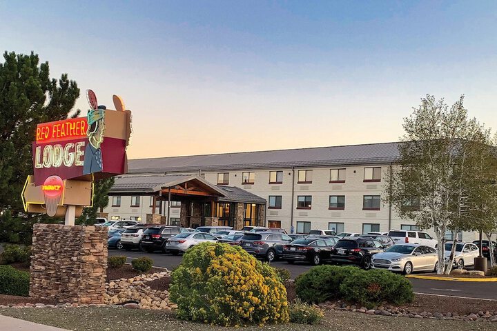 Hotel 3 of 64