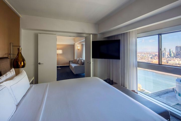 Room 36 of 113