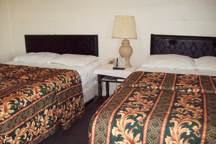 Room 7 of 40
