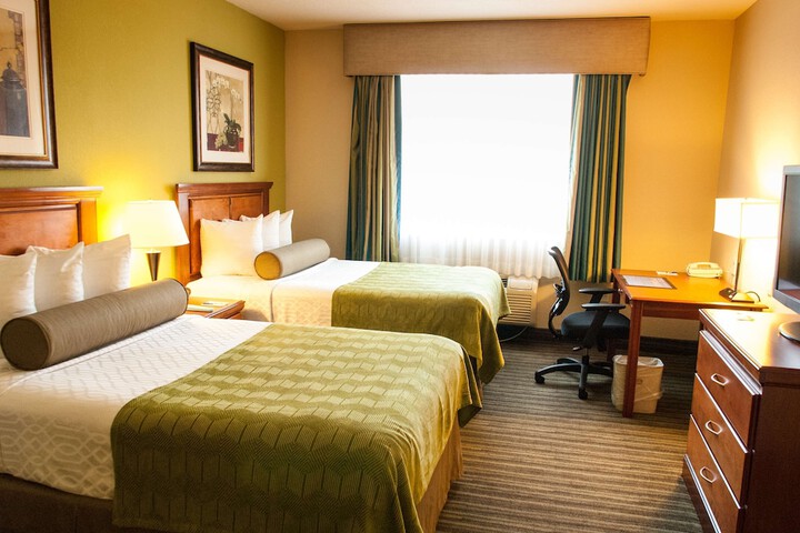 Room 9 of 13