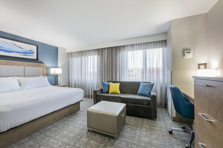 Room 21 of 48
