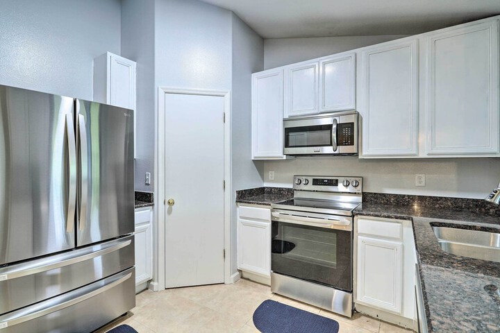 Charming Palm Bay Retreat w / Spacious Yard!